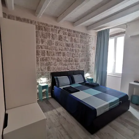 San Pietro Al Borgo Couette-café 4*